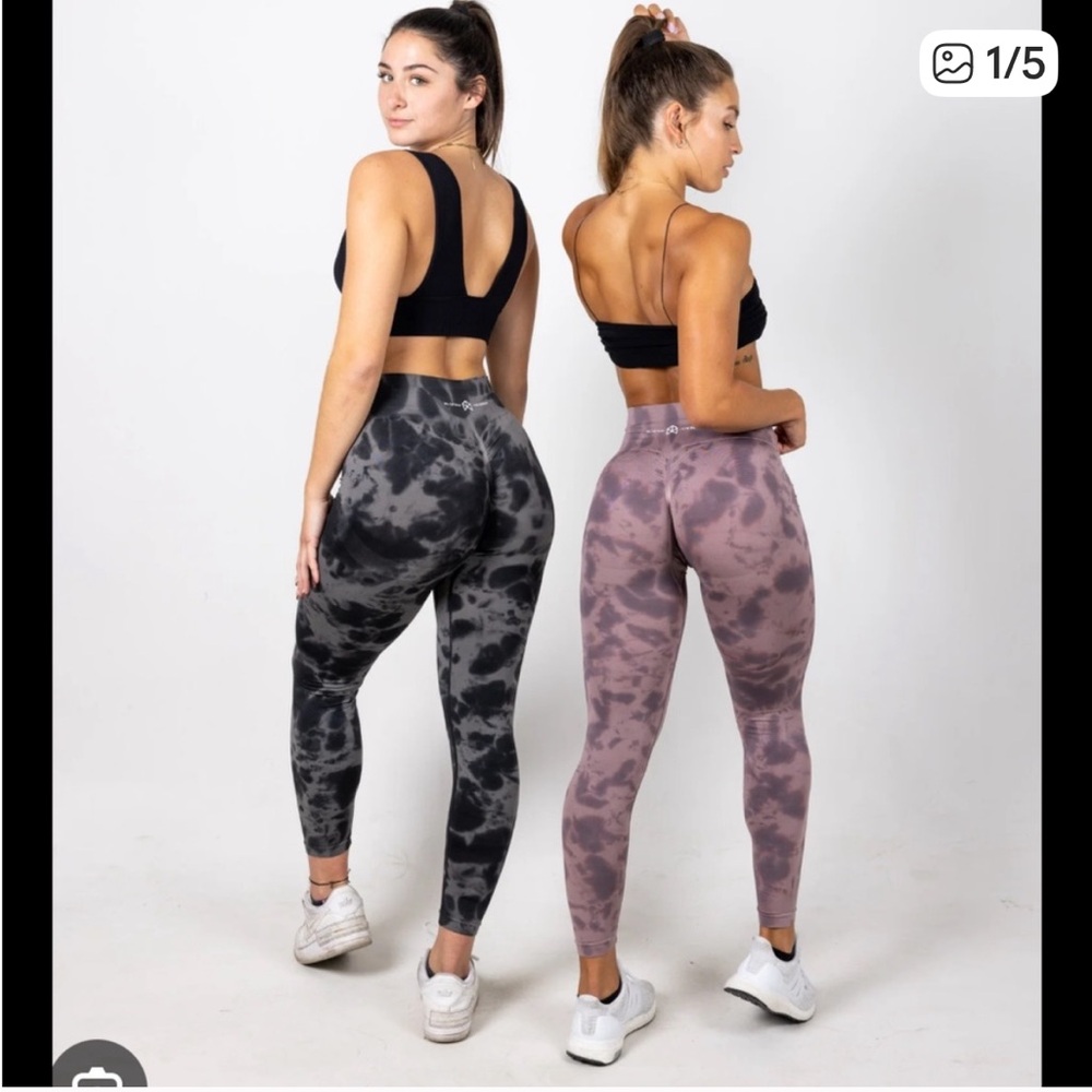 Rawgear seamless booty enhancing leggings set of two